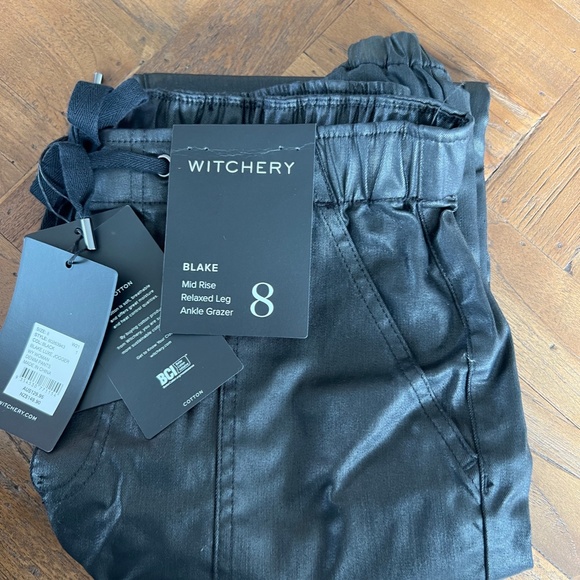 Witchery BNWT Black Denim Leather Blake Luxe Jogger pants size 8 - Picture 4 of 10